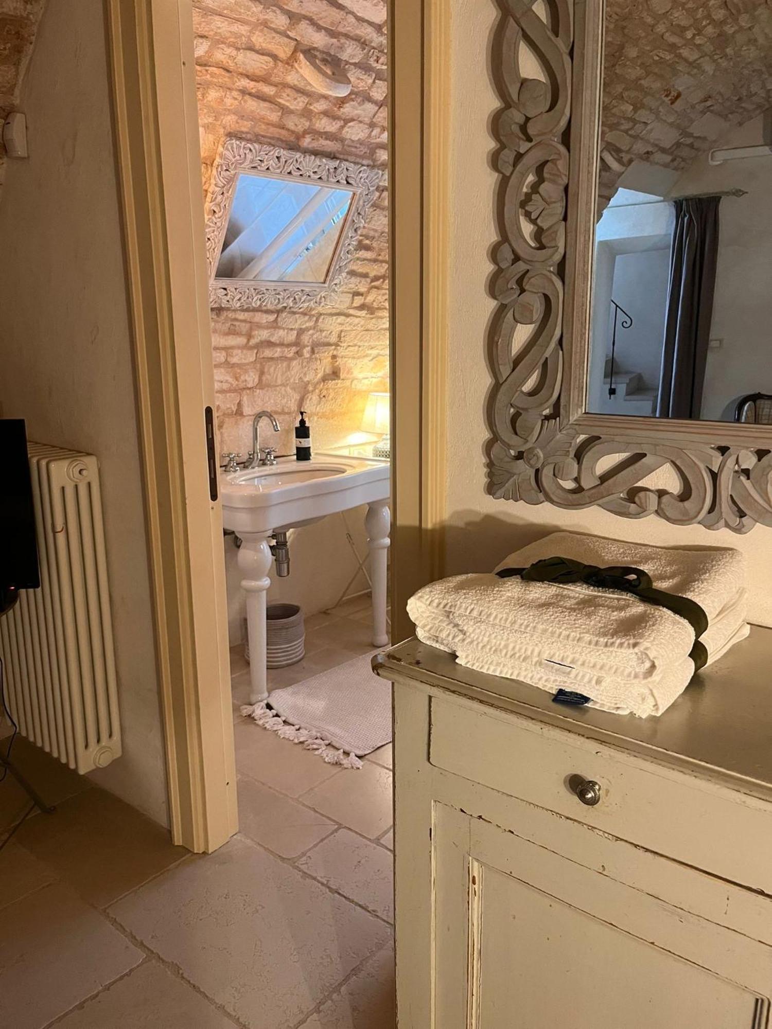 Palazzoliva - Luxury Boho Chic Guest House In The Historic Heart Of Martina Franca Exterior foto