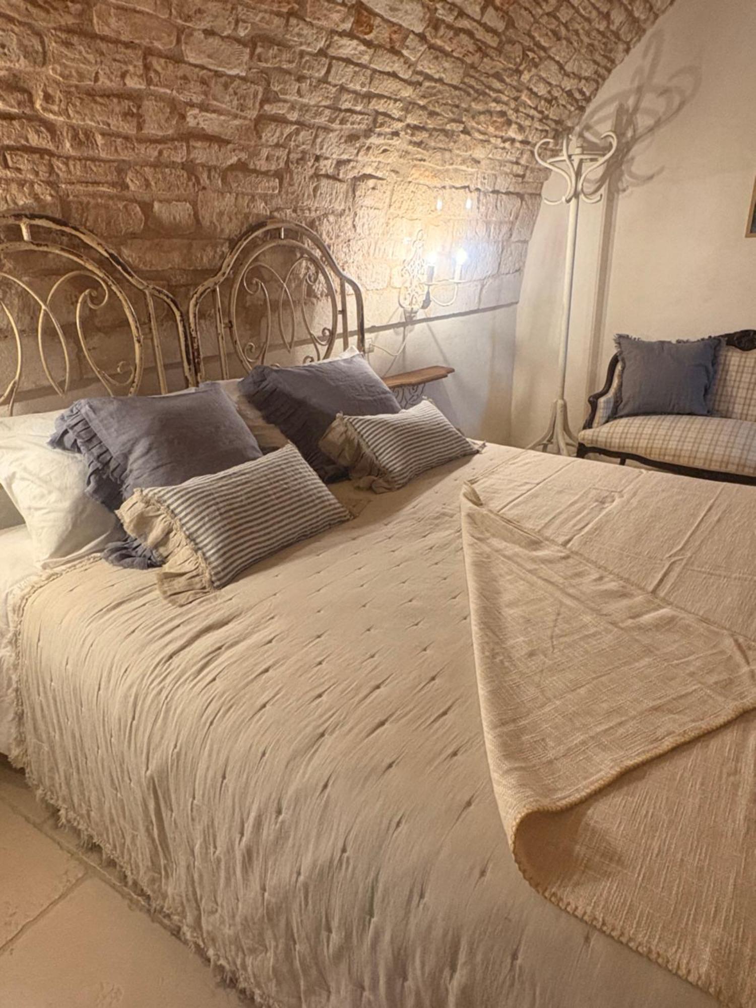 Palazzoliva - Luxury Boho Chic Guest House In The Historic Heart Of Martina Franca Exterior foto