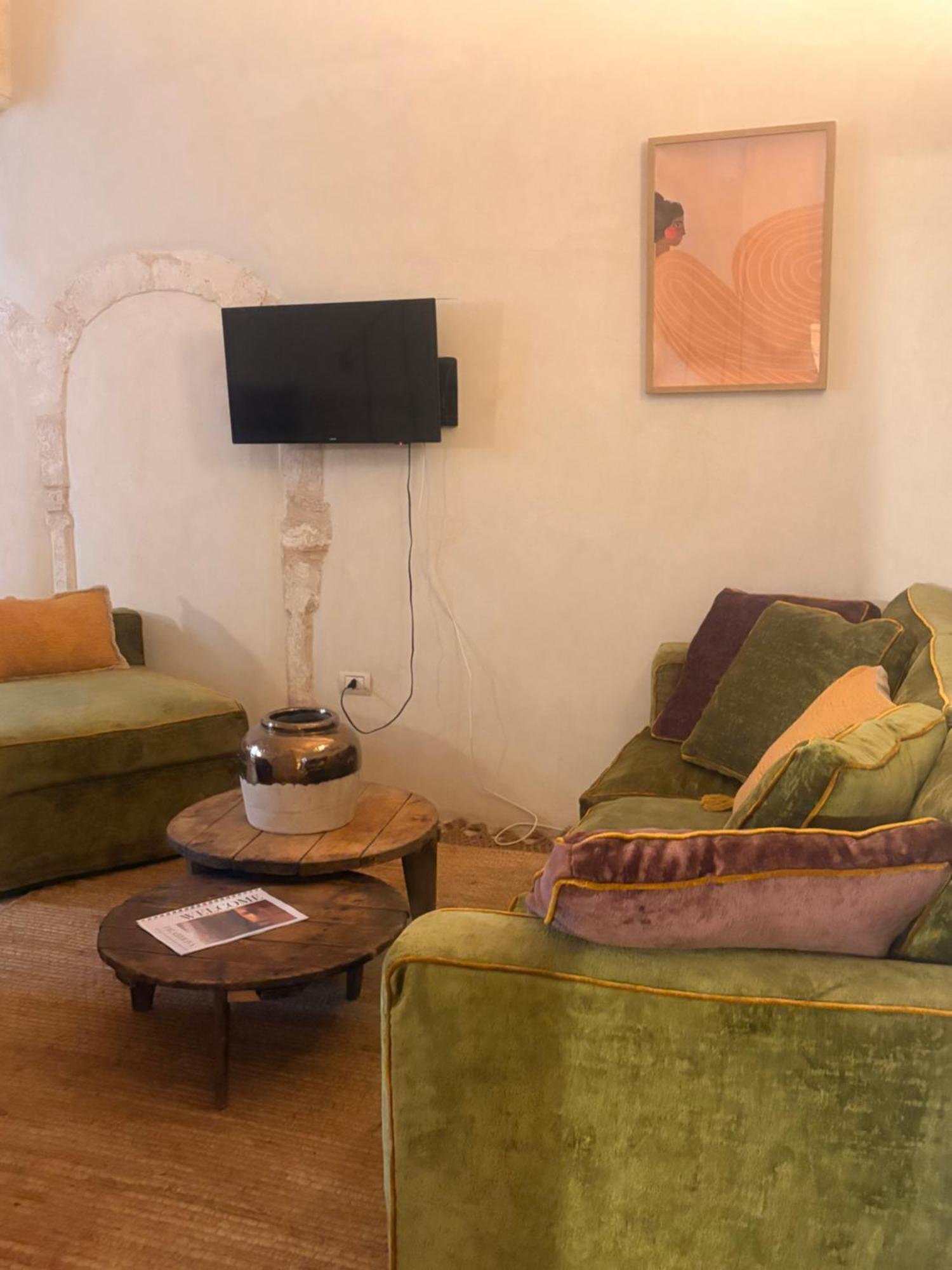 Palazzoliva - Luxury Boho Chic Guest House In The Historic Heart Of Martina Franca Exterior foto